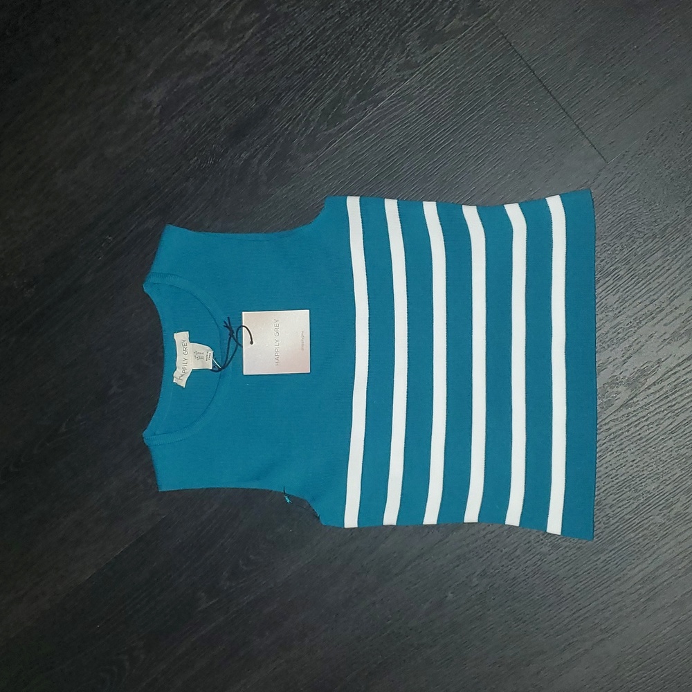 Happily Grey Top - SIZE S